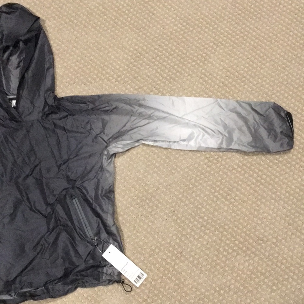 Lululemon Spectrum Pullover - Picture 2 of 6
